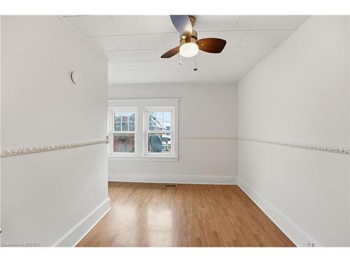 12 St James Street, Brantford, ON - Indoor Photo Showing Other Room