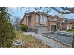 2235 Hummingbird Way  Oakville, ON L6M 3Z6