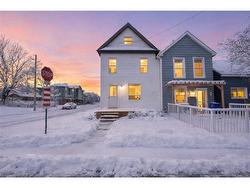 581 John Street N Hamilton, ON L8L 4S2