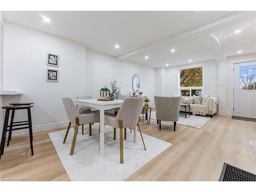 581 John Street N, Hamilton, ON - Indoor Photo Showing Other Room