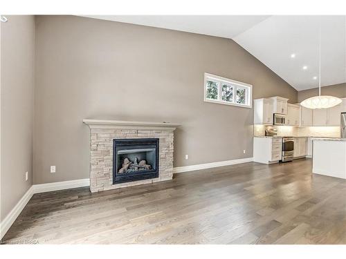 8-26 Reid Street, St. George, ON - Indoor Photo Showing Living Room With Fireplace