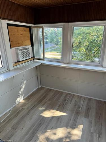 266 Dalhousie Street, Brantford, ON - Indoor Photo Showing Other Room