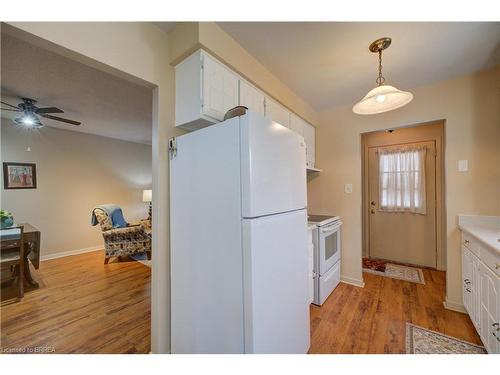 9 Max Webster Road, Brantford, ON - Indoor Photo Showing Kitchen