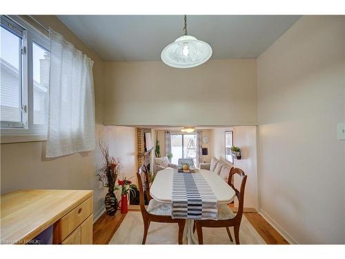 9 Max Webster Road, Brantford, ON - Indoor Photo Showing Dining Room