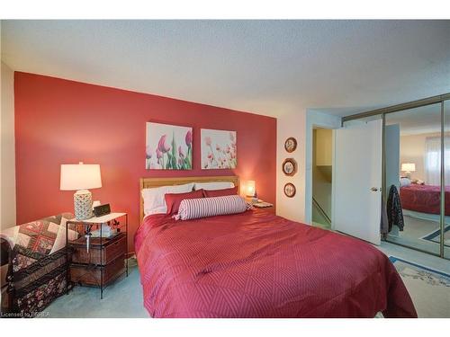 9 Max Webster Road, Brantford, ON - Indoor Photo Showing Bedroom