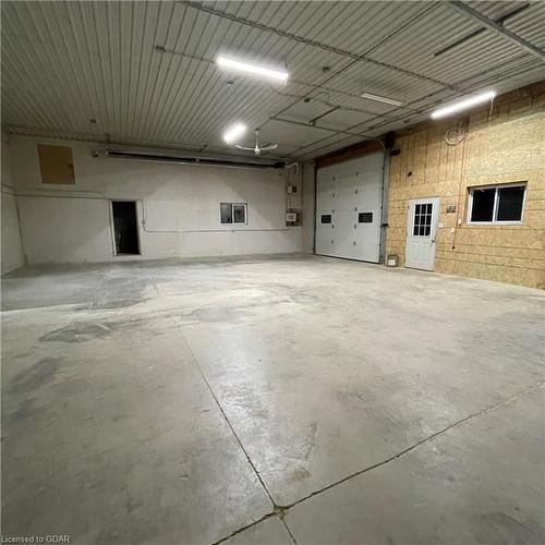 5819 Wellington Cty Rd 7, Rr.5 Road, Guelph, ON - Indoor Photo Showing Garage