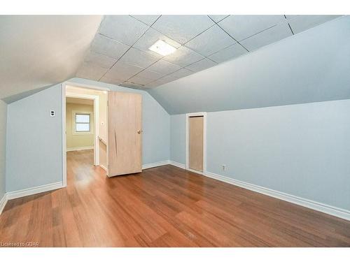 95 Pelham Road, St. Catharines, ON - Indoor Photo Showing Other Room