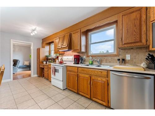 53 Sherwood Drive, Guelph, ON - Indoor Photo Showing Kitchen With Double Sink