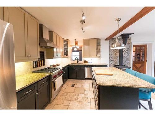 5259 Fourth Line, Rockwood, ON - Indoor Photo Showing Kitchen With Upgraded Kitchen