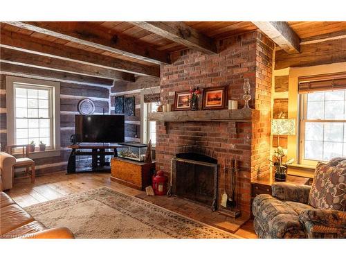 5795 Second Line, Erin, ON - Indoor Photo Showing Living Room With Fireplace