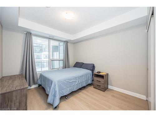 304-63 Arthur Street, Guelph, ON - Indoor Photo Showing Bedroom