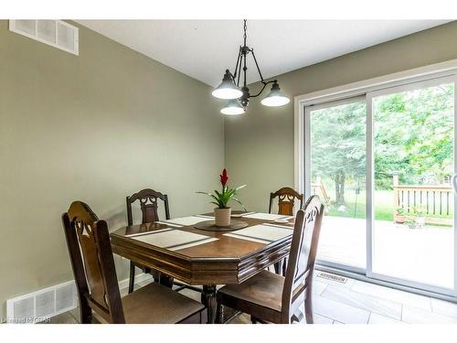 5832 Fourth Line, Rockwood, ON - Indoor Photo Showing Dining Room