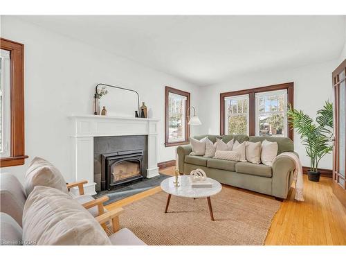 30 Dean Avenue, Guelph, ON - Indoor Photo Showing Living Room With Fireplace