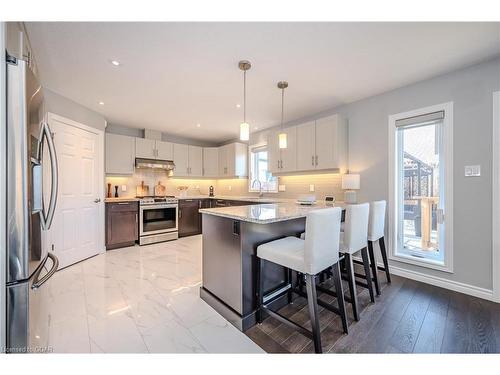 74 Stafford Street, Elora, ON - Indoor Photo Showing Kitchen With Upgraded Kitchen