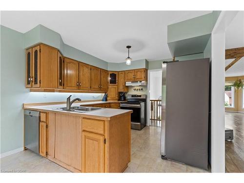 400 Brunswick Street, Palmerston, ON - Indoor Photo Showing Kitchen With Double Sink