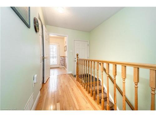 23 Cherry Blossom Circle, Guelph, ON - Indoor Photo Showing Other Room