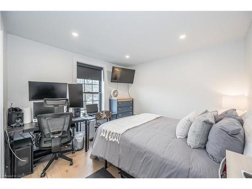81 Surrey Street E, Guelph, ON - Indoor Photo Showing Other Room