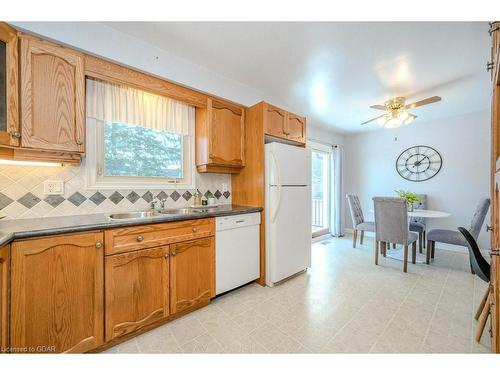 47 Glenburnie Drive, Guelph, ON - Indoor Photo Showing Kitchen With Double Sink