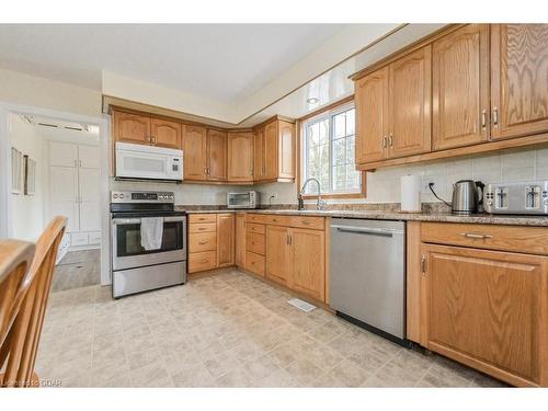 9 Smith Dr, Drayton, ON - Indoor Photo Showing Kitchen