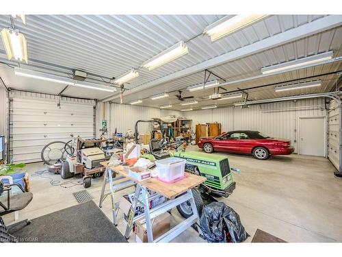 5588 Wellington Rd 39, Guelph/Eramosa, ON - Indoor Photo Showing Garage