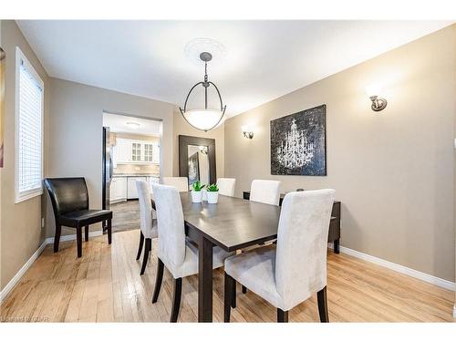 42 Peartree Crescent, Guelph, ON - Indoor Photo Showing Dining Room