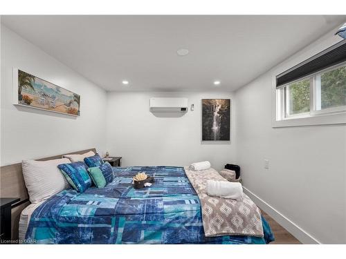 364 & 372 Gunter Lake Road, Gilmour, ON - Indoor Photo Showing Bedroom