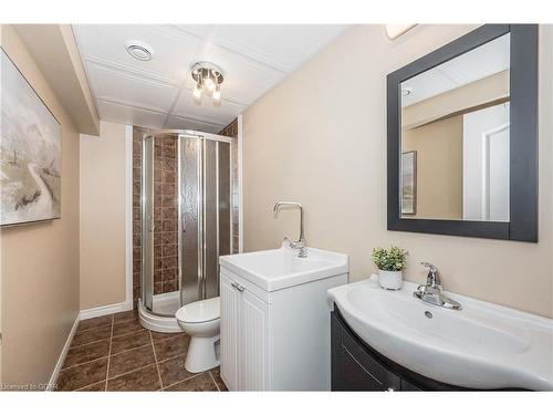 270 Severn Drive, Guelph, ON - Indoor Photo Showing Bathroom