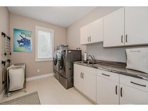 433 Mclean School Road, St. George, ON - Indoor Photo Showing Laundry Room