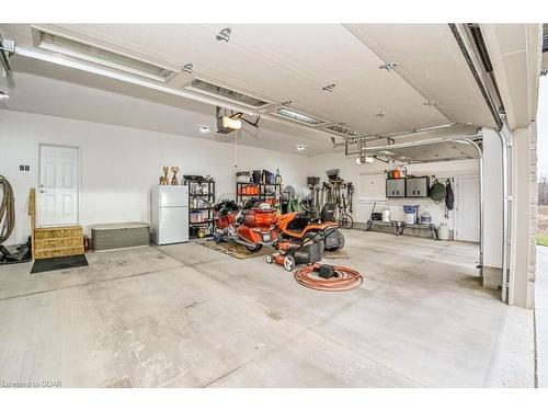 433 Mclean School Road, St. George, ON - Indoor Photo Showing Garage