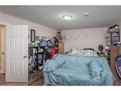 19 Sinclair Street, Guelph, ON - Indoor Photo Showing Bedroom