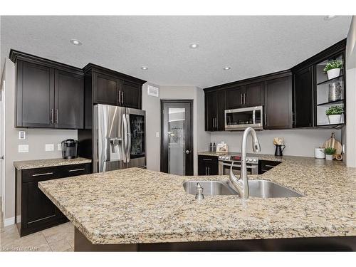 15 Hebert Street, Guelph, ON - Indoor Photo Showing Kitchen With Double Sink With Upgraded Kitchen