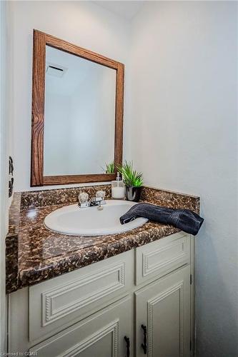 25 Columbus Crescent, Guelph, ON - Indoor Photo Showing Bathroom