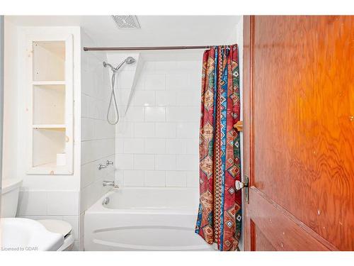 794116 Grey Rd 124, Singhampton, ON - Indoor Photo Showing Bathroom