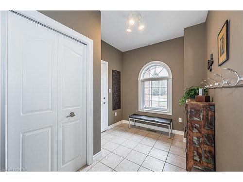 20 Walkerbrae Trail, Guelph, ON - Indoor Photo Showing Other Room