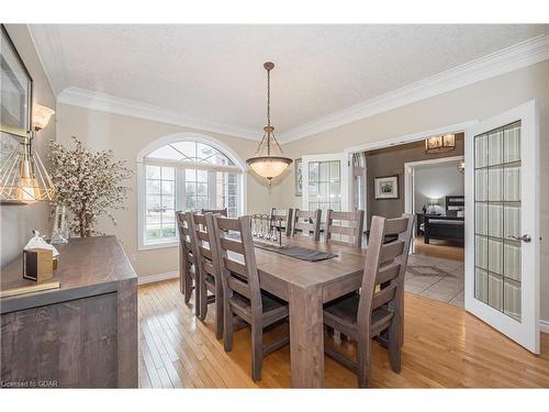 20 Walkerbrae Trail, Guelph, ON - Indoor Photo Showing Dining Room