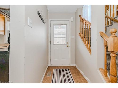 2-240 London Road W, Guelph, ON - Indoor Photo Showing Other Room