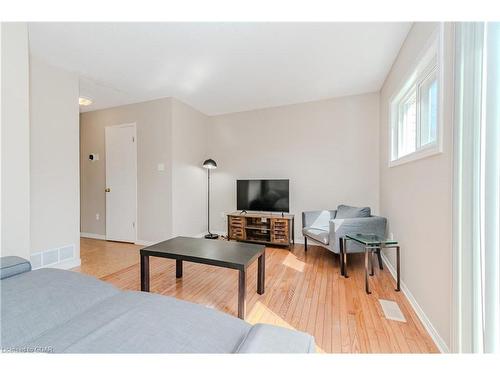 2-240 London Road W, Guelph, ON - Indoor