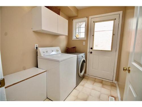 1032 Frei Street, Cobourg, ON - Indoor Photo Showing Laundry Room