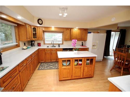 7213 6 Highway, Tobermory, ON - Indoor Photo Showing Kitchen With Double Sink
