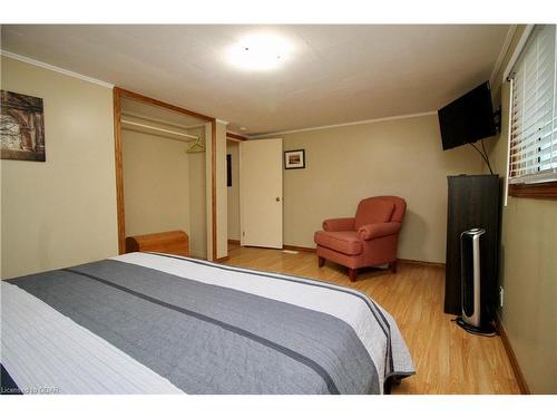 7213 6 Highway, Tobermory, ON - Indoor Photo Showing Bedroom