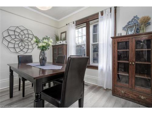 7 Meadowview Avenue, Guelph, ON - Indoor Photo Showing Dining Room