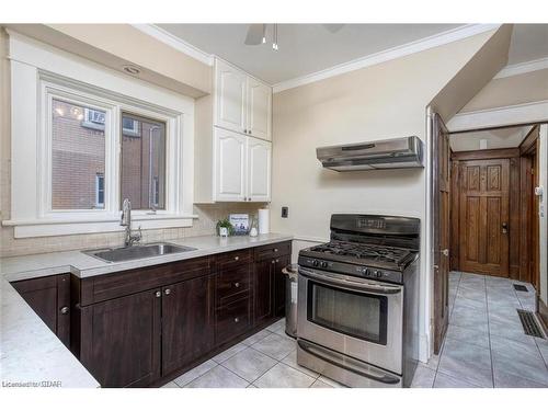 7 Meadowview Avenue, Guelph, ON - Indoor Photo Showing Kitchen