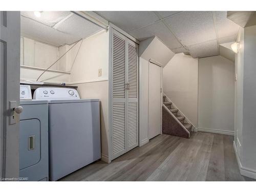 7 Meadowview Avenue, Guelph, ON - Indoor Photo Showing Laundry Room