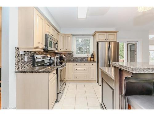 102 Downey Road, Guelph, ON - Indoor Photo Showing Kitchen With Upgraded Kitchen