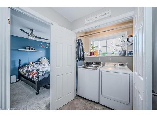 188 Sammon Drive Drive, Rockwood, ON - Indoor Photo Showing Laundry Room