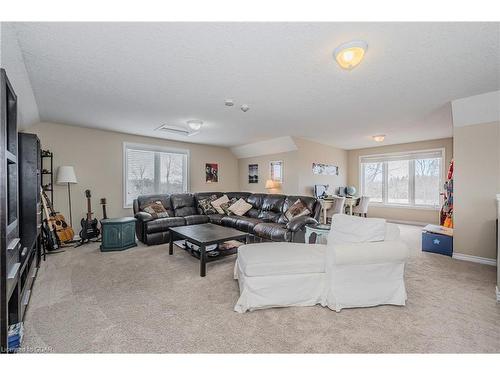 188 Sammon Drive Drive, Rockwood, ON - Indoor Photo Showing Living Room