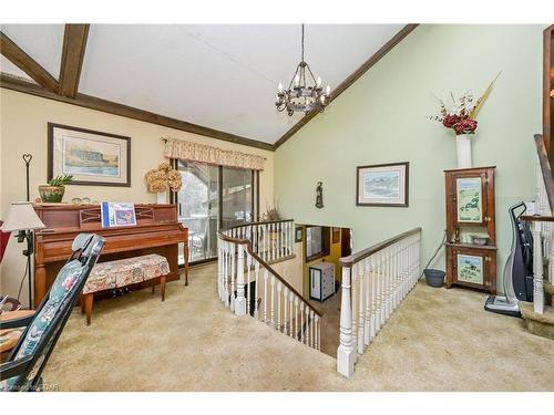 19455 Shaws Creek Road, Caledon, ON - Indoor Photo Showing Other Room