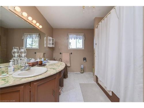 19455 Shaws Creek Road, Caledon, ON - Indoor Photo Showing Bathroom