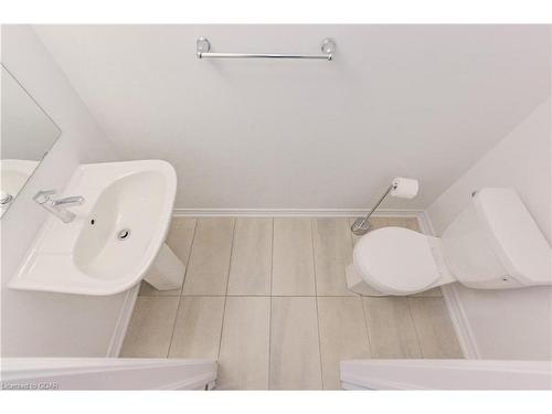 84 Edminston Drive, Fergus, ON - Indoor Photo Showing Bathroom