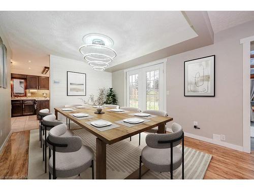 92 Downey Road, Guelph, ON - Indoor Photo Showing Dining Room